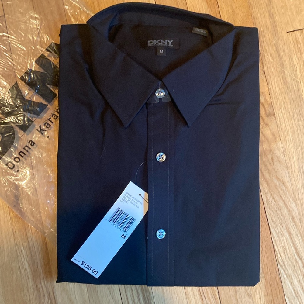 New Men’s DKNY Button Down Shirt Size Medium Color Black